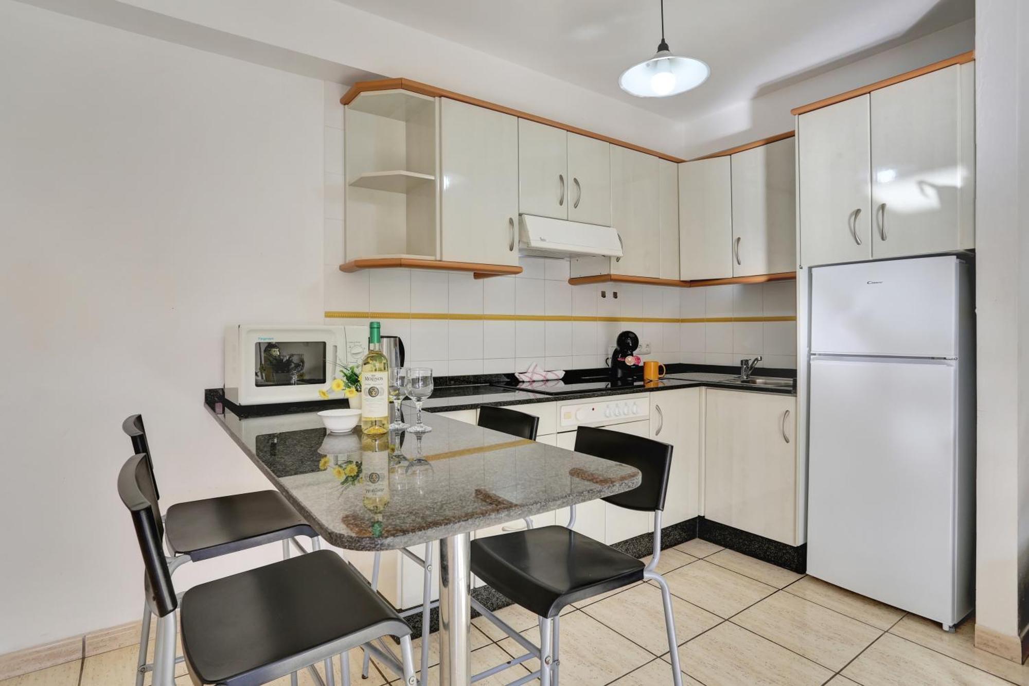 Residencia Lena Apartment Corralejo Exterior photo